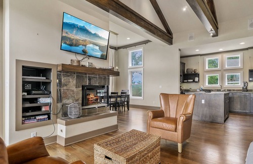 Smithville Chalet De Esquí | It's A Wonderful Life