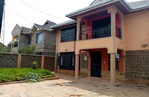 Syokimau Casa | Es acogedor y en una comunidad cerrada