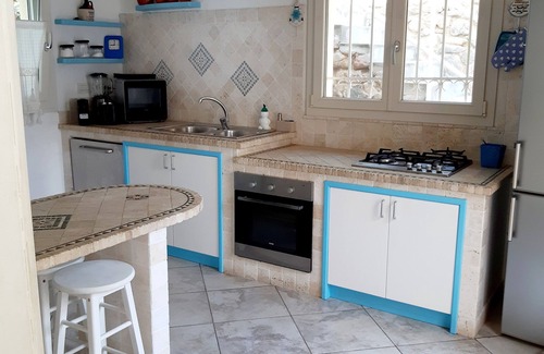 Torre delle Stelle Villa | Villa Chiaro di Luna - independiente con acceso directo al mar