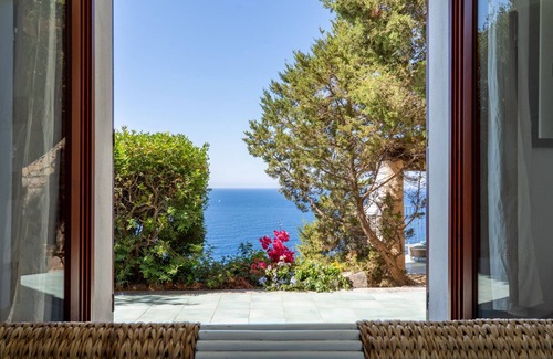 Torre delle Stelle Villa | ClickSardegna Villa Gemma con piscina infinita frente al mar