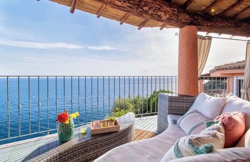 Torre delle Stelle Villa | VILLA PATTY EN PICO EN EL MAR