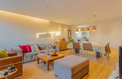 Itacimirim Apartamento | IT38 Apartamento Dúplex Decorado 3/4, Pie en la Arena