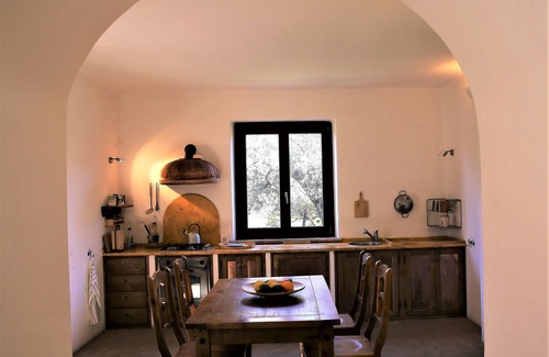 San Lorenzo Nuovo Apartamento | Italian country villa in midst of an olive grove overlooking the Bolsena Lake