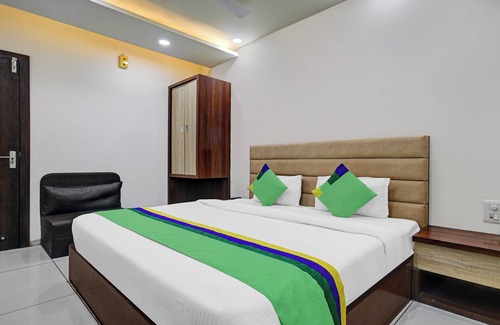 Matheran Hotel | Itsy By Treebo - Kaachwala Cottage