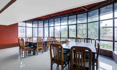 Stuart Hill Hotel | Itsy Hotels Regalia Grand, 500 Mtrs From Madikeri Fort
