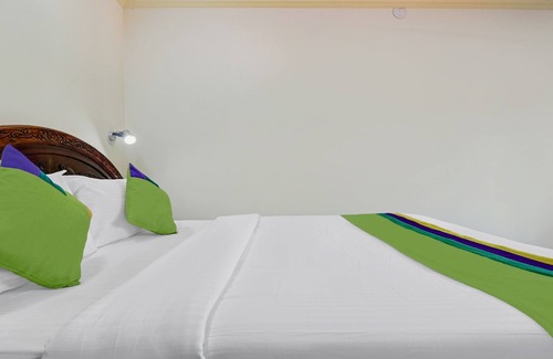 Kovalam Casa | Itsy Hotels The Waters Edge Beach Resort