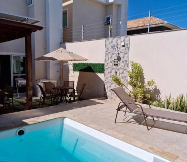 Praia do Morro Casa | Ivana Imoveis - Casa com Piscina na Praia do Morro á 2 minutos da praia