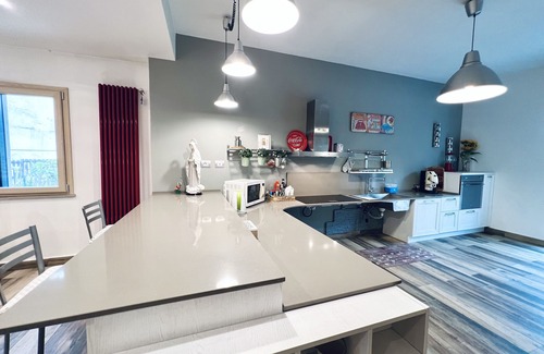 Carini Villa | Ivana's house- ¡HERMOSA VILLA a pocos minutos del mar y del aeropuerto!