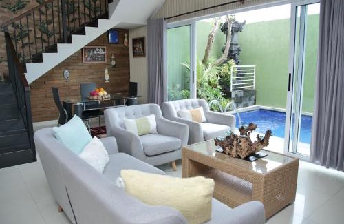 Bukit Villa | iVilla