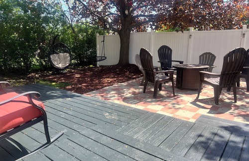 Grayslake Casa | I. V.P Manor House junto al lago
