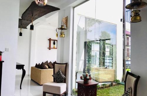 Nuwara Eliya Cama Y Desayuno | Ivy Bungalow