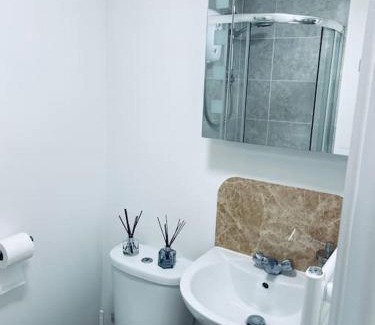 Golders Green Apartamento | Ivy Cottage Two Bedroom & Garden in Temple Fortune