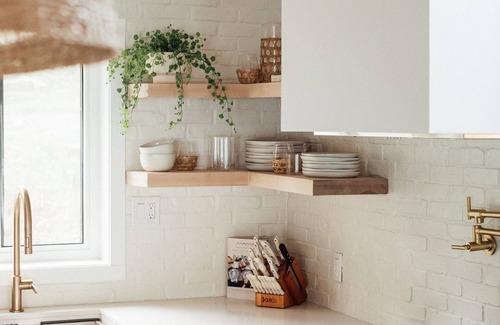 Ashfield-Colborne-Wawanosh Cabaña | Ivy Lane Cottage is a completely renovated modern Retreat