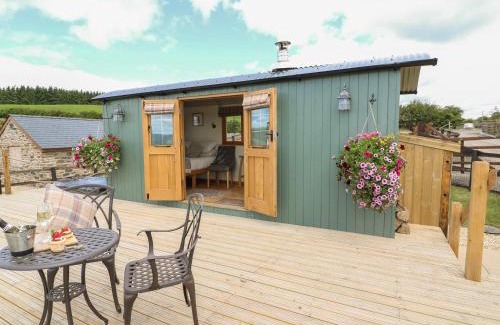 Rhayader Casa | Ivy's Way