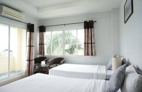 Hua Hin Hotel | Iyara Hua Hin Lodge