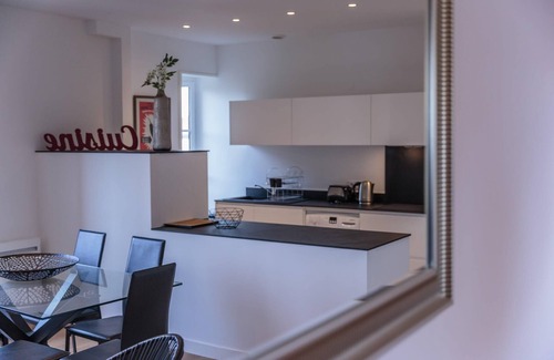 Biarritz Apartamento | IZOKINA KEYWEEK 2 bedroom Apartment in Biarritz