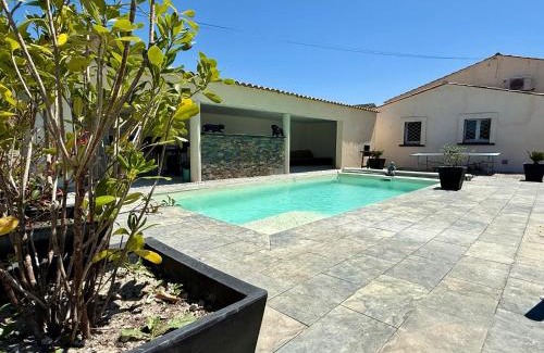 Entraigues-sur-la-Sorgue Casa | J&J Home