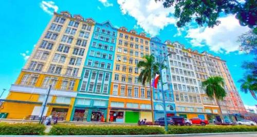 Binan City Apartamento | J&J Staycation
