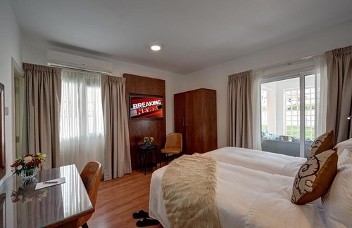 Al Wasl Villa | J5 Four Bedroom Villa Holiday home in Al Wasl