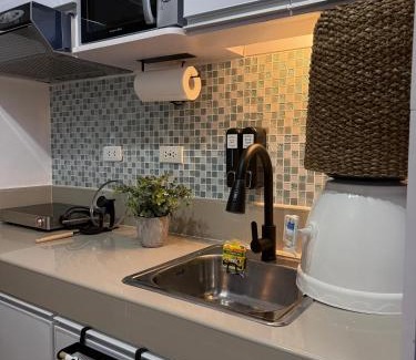 Novaliches Proper Apartamento | JA1 STAYCATION at TREES RESIDENCE