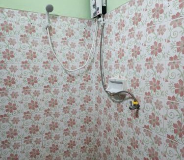 Betong Casa | Jaaoo Homestay Betong - 4 Bedroom House
