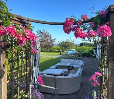 Whitland Casa | Jabajak Vineyard with Rooms