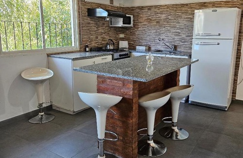 Chascomus Apartamento | Jacarandá, amplio departamento con terraza
