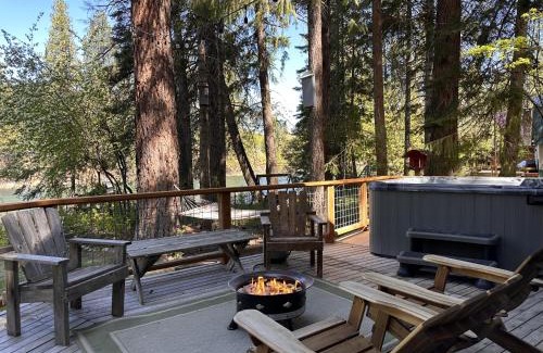 Leavenworth Cabina | Jack's Cabin by NW Comfy Cabins