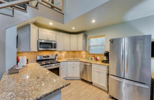New Braunfels Casa | Jacks Cottage Backyard Oasis in New Braunfels!