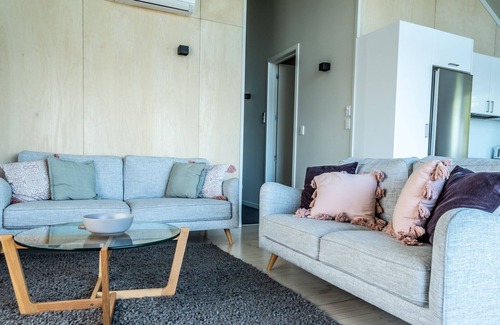Hanmer Springs Cabaña | Jacks Lodge - Hanmer Springs Townhouse