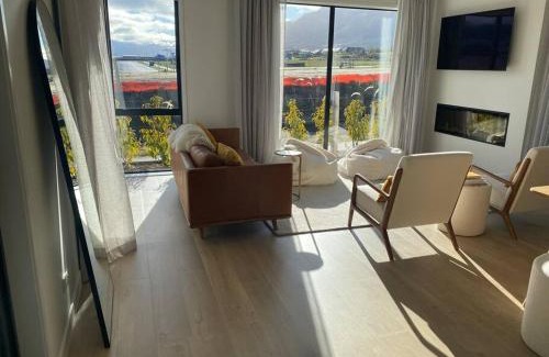 Kawarau Falls Casa | Jacks Point Getaway