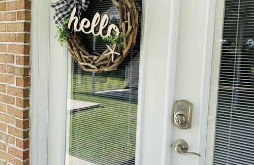 Jacksonville Casa | Jacksonville ranch house with perks!