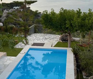 Oropos Casa | Jacob's Place Kalamos