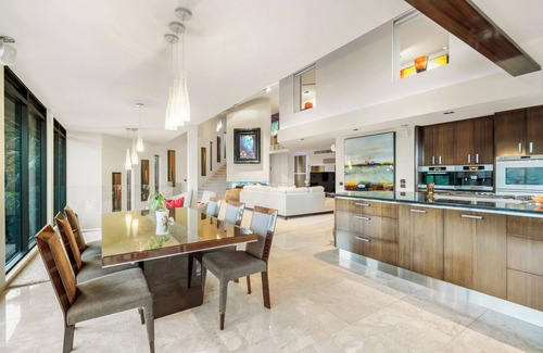Ngaio Bay Cabina | Jacuzzi Suite - Ocean Views, Beach Access & Full-Service Luxury Lodge