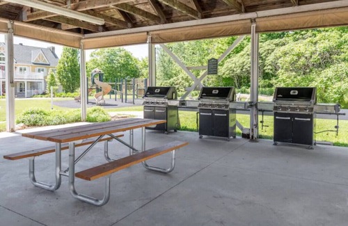 Oro-Medonte Apartamento | Jacuzzi Suite with full kitchen