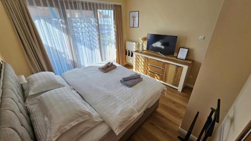 Ferencvaros Apartamento | Jacuzzi Tuscany Terrace Apartment Free parking