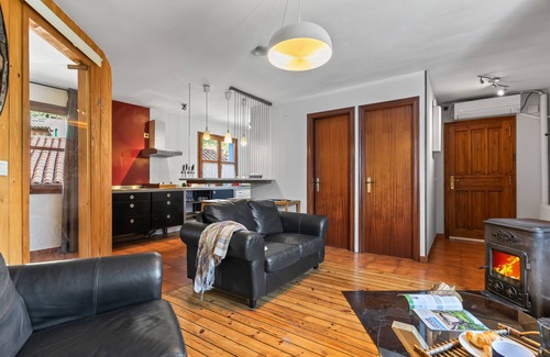 Santovena Casa | Bañera de hidromasaje con vistas en el Parque de Ponga