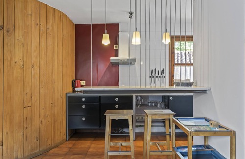 Santovena Casa | Bañera de hidromasaje con vistas en el Parque de Ponga
