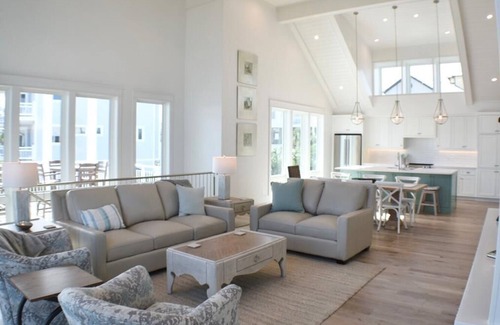 Gulf Trace Casa | JADA'S DARE~Gulf Views~Heated Pool~Gulf Trace Seclusion~Beach Gear~Modern Luxe