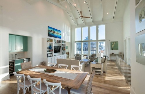 Gulf Trace Casa | JADA'S DARE~Gulf Views~Heated Pool~Gulf Trace Seclusion~Beach Gear~Modern Luxe