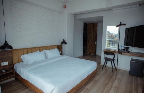 Pokhara Hotel | Jade City Hotel