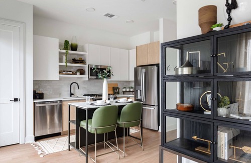 Old Fourth Ward Condominio | Jade Junction by Minty Living