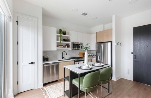 Old Fourth Ward Condominio | Jade Junction by Minty Living