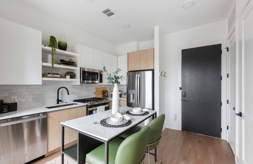 Old Fourth Ward Condominio | Jade Junction by Minty Living