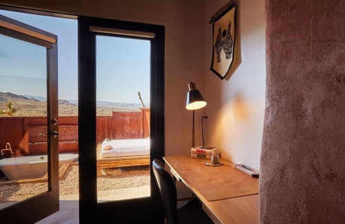 Joshua Tree Hotel | Boho Chic, Suite King de lujo con ducha al aire libre, bañera y cama Stargazing