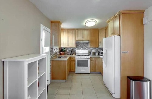 West Alameda Casa | JadeHome -- Townhome style