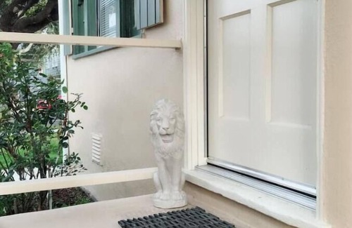 West Alameda Casa | JadeHome -- Townhome style