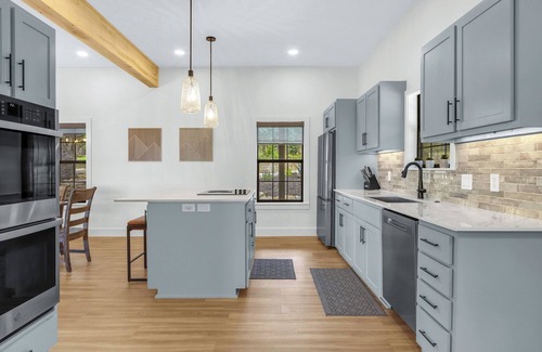 Wimberley Casa | Jalsa I Luxury escape, pool, HT, Pickleball