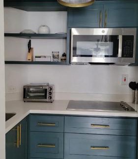 St.Bran's Burg Apartamento | Jamrock Place