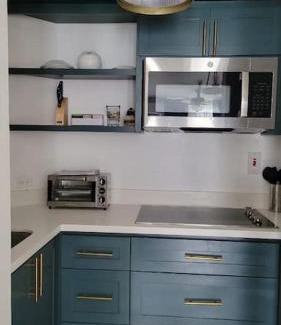St.Bran's Burg Apartamento | Jamrock Place